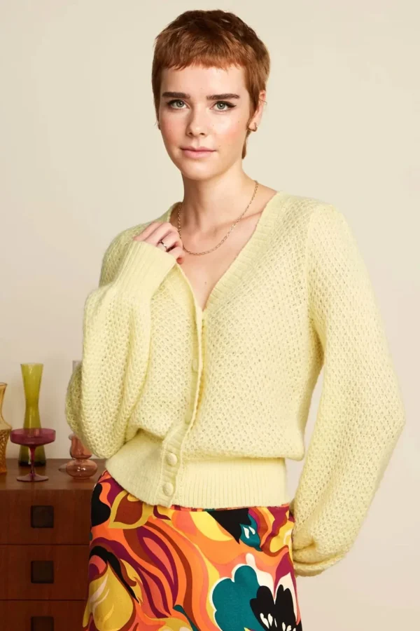 Cardi V Farfalle In Custard Geel-King Louie Flash Sale