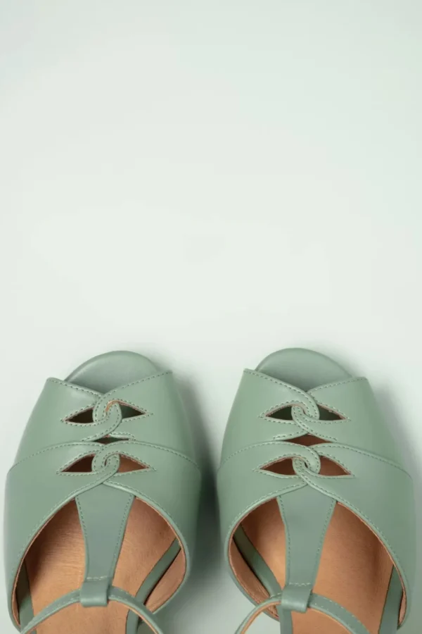 Catherina T-Strap Pumps In Mintgroen-Chelsea Crew Best Sale