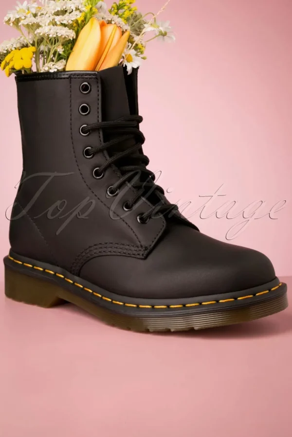 1460 Greasy Enkellaarzen In Zwart-Dr. Martens Cheap